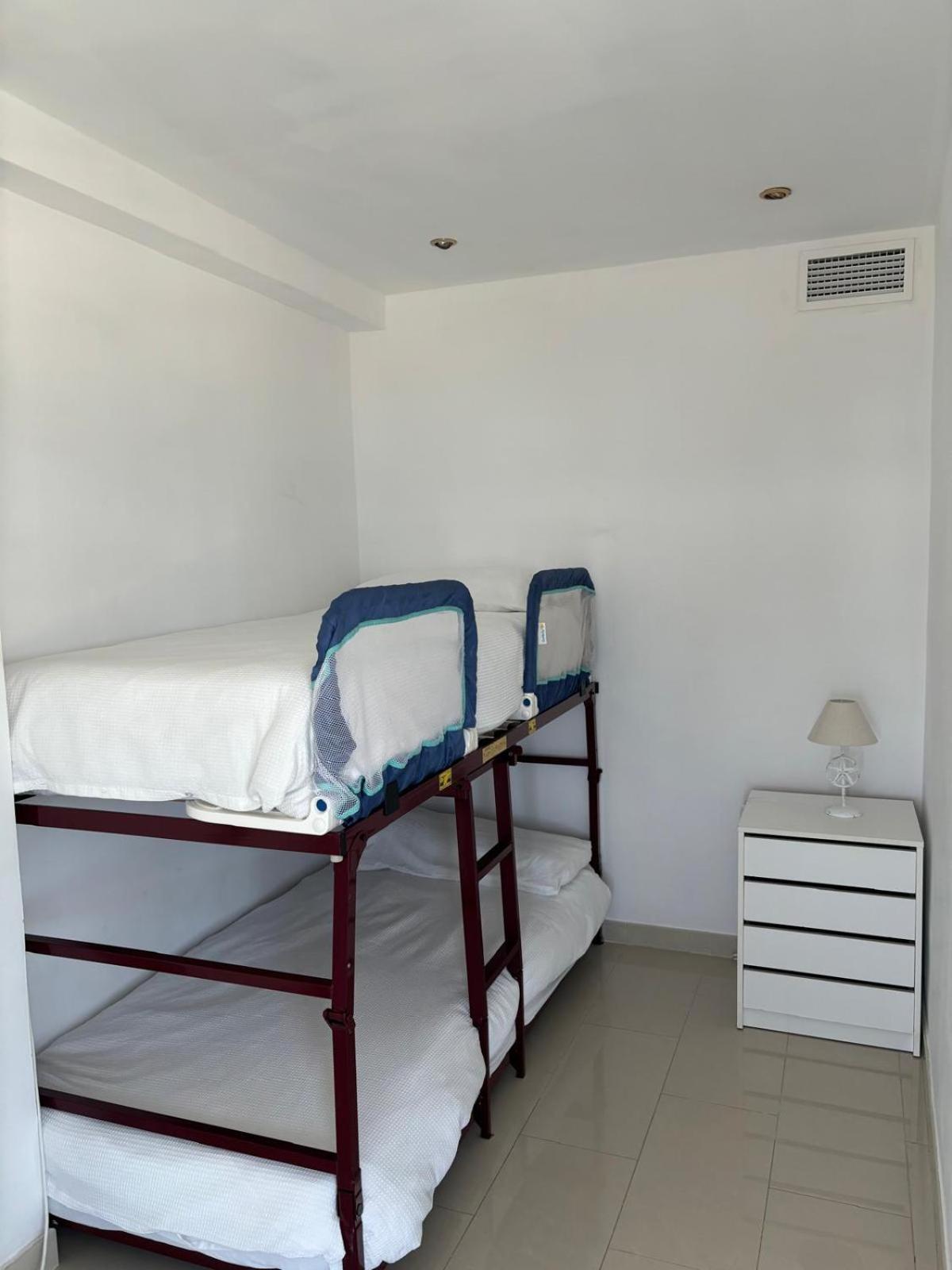 1 Linea Playa San Juan Apartment Alicante Exterior photo